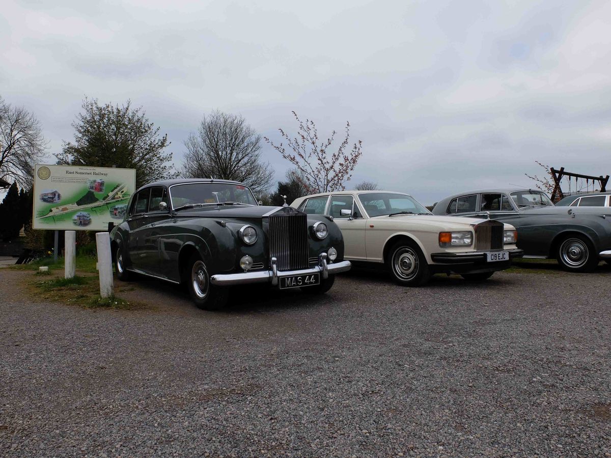 Rolls Royce Enthusiasts visit the Railway